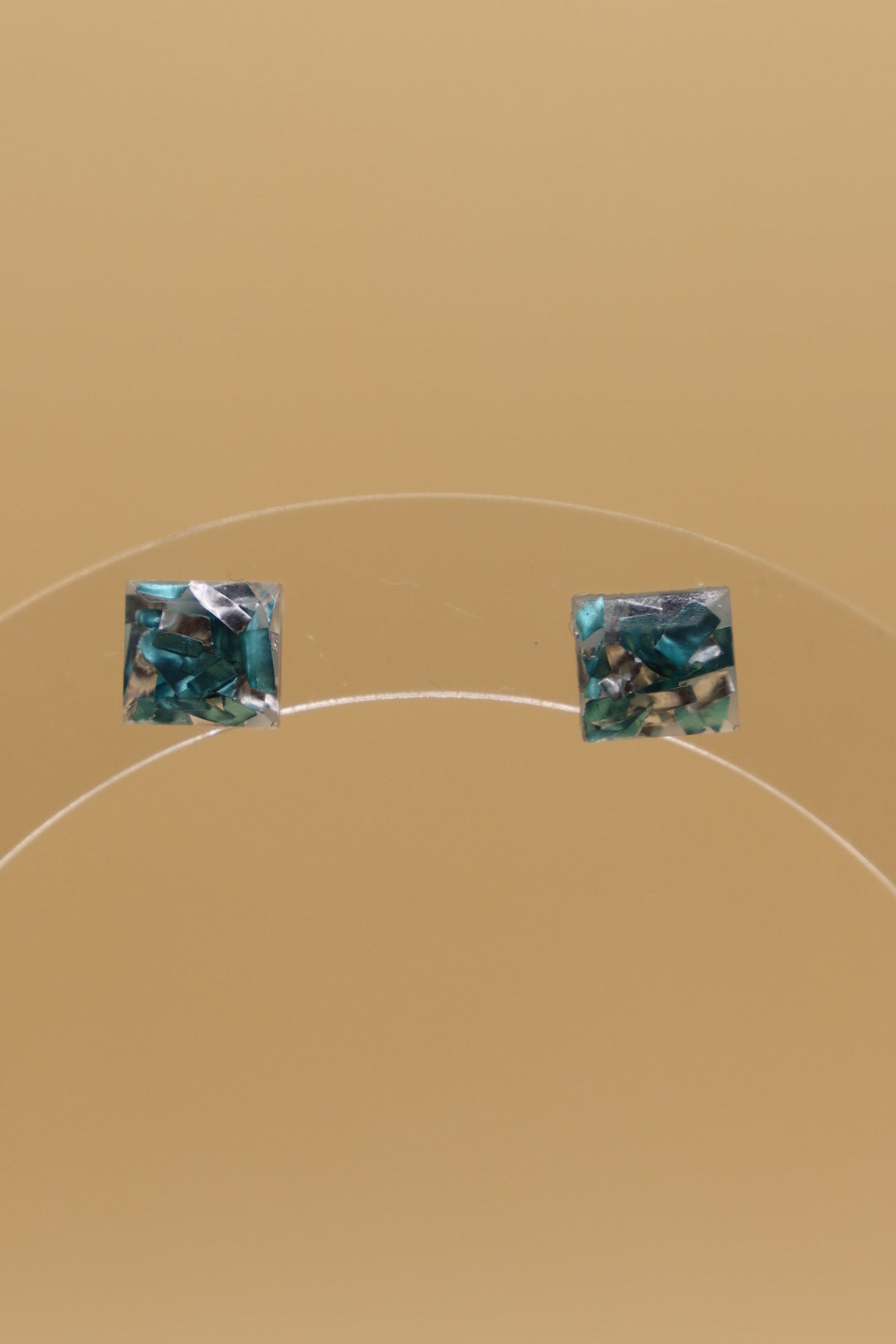 Square Studs filled with Prosecco Foil