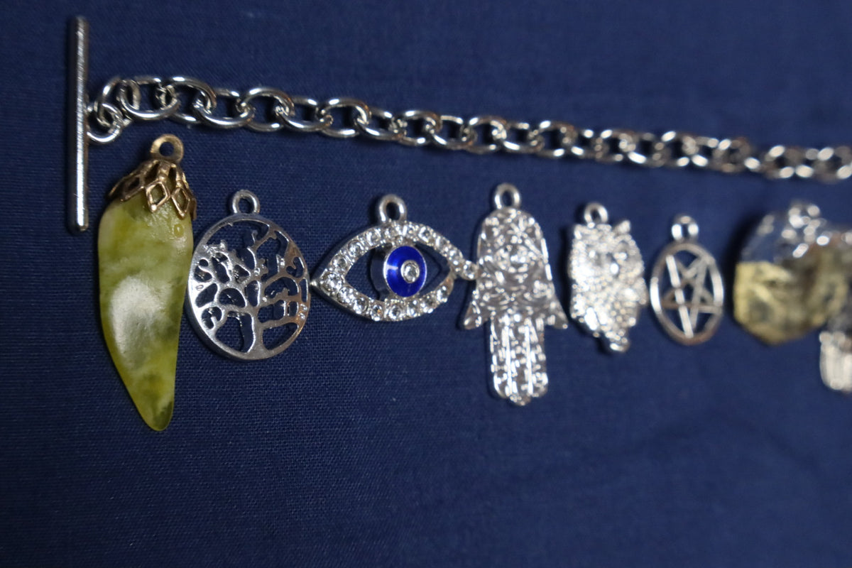 Hocus Pocus Charm Bracelet Making Kit (Silver)