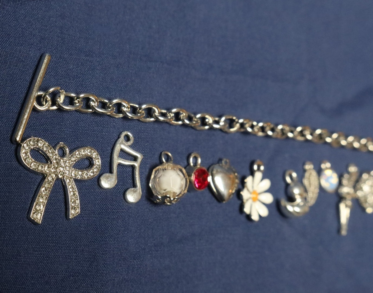 Daydream Believer Charm Bracelet Making Kit (Silver)