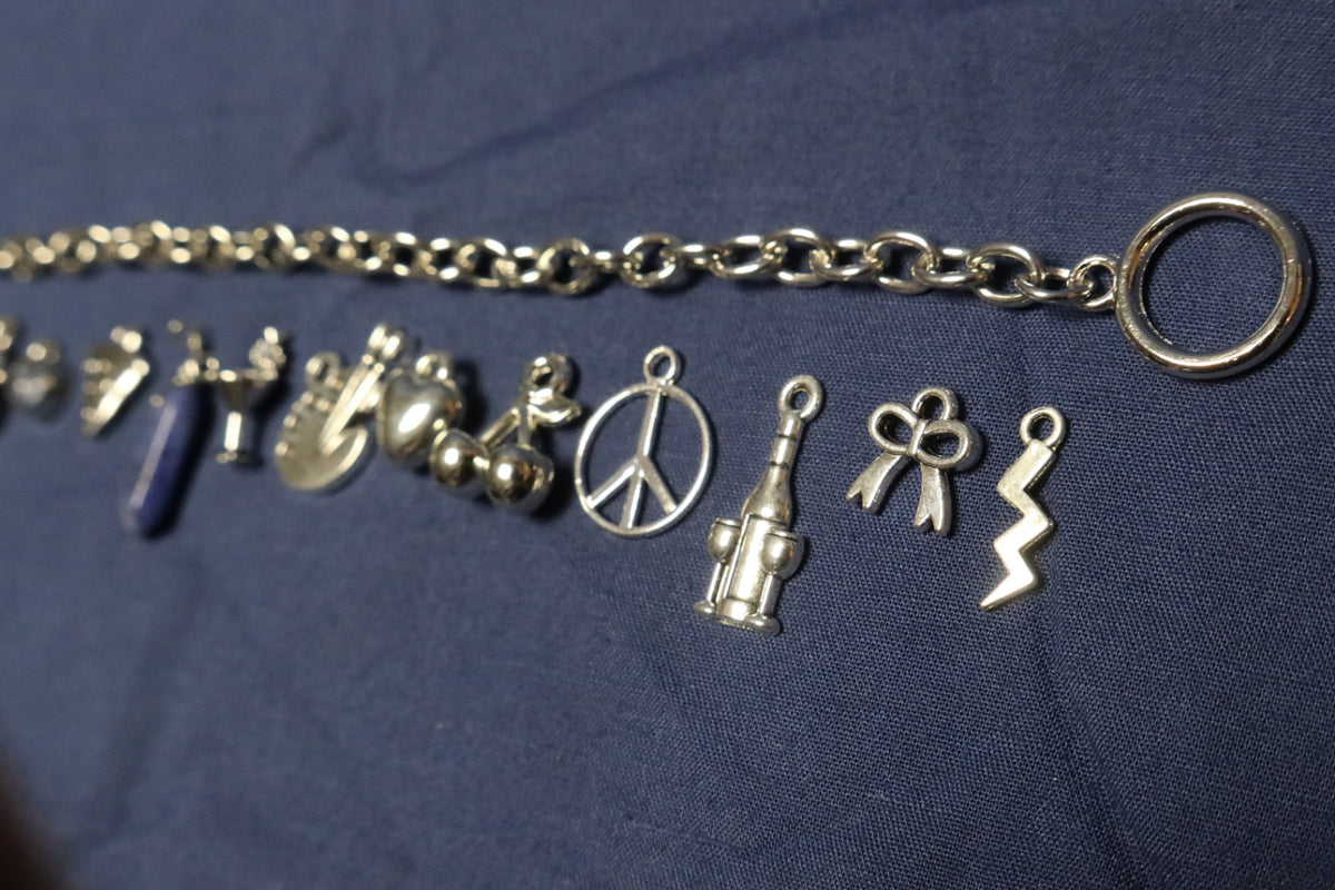 Good Vibes Charm Bracelet Making Kit (Silver)
