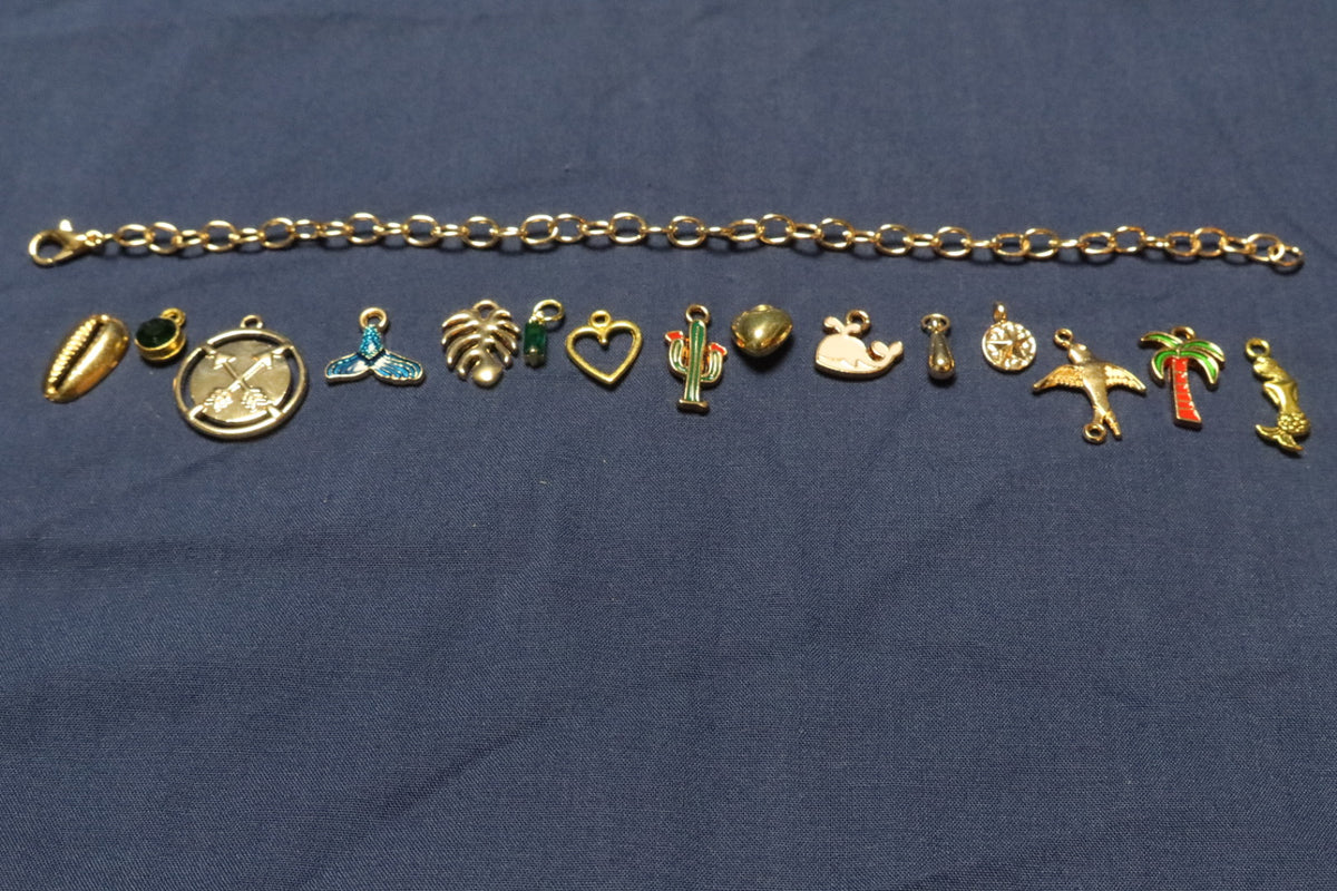 Wanderlust Charm Bracelet Making Kit (Gold)