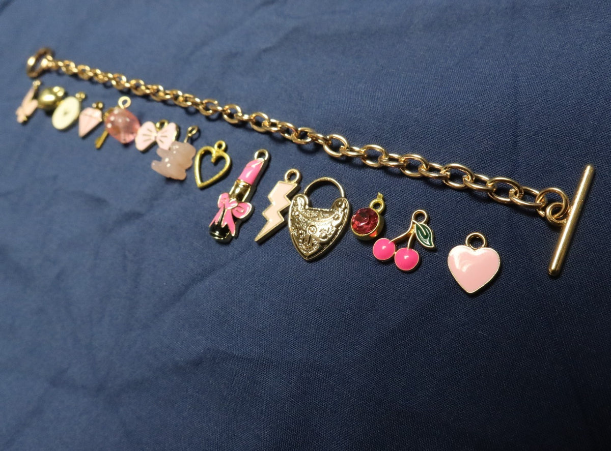 Pretty in Pink Charm Bracelet Making Kit (Gold)